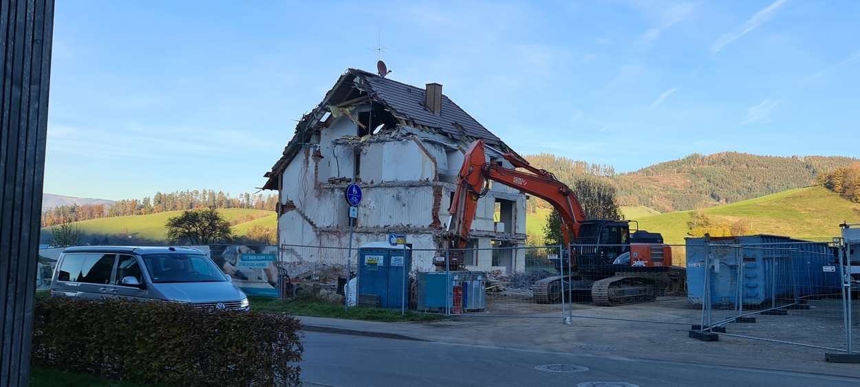 Abriss des Gstehauses des Gasthaus Hirschen